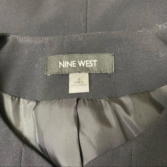 Nine West Military Style Cropped Blazer - Picture 4 of 8